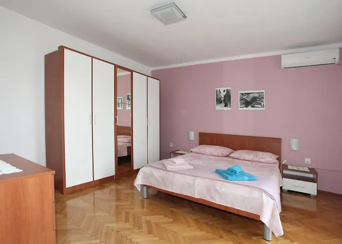 Madona Apartamento *