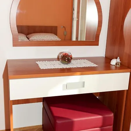 Madona Apartamento *